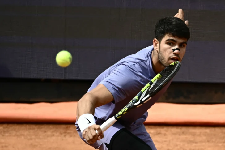 Alcaraz mete la directa en Roma, mientras que Sabalenka y Zverev le dicen arrivederci