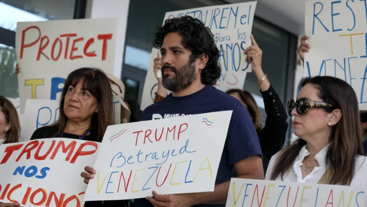 Corte Suprema permite al gobierno Trump revocar la protección migratoria a 350.000 venezolanos Corte Suprema permite al gobierno Trump revocar la protección migratoria a 350.000 venezolanos