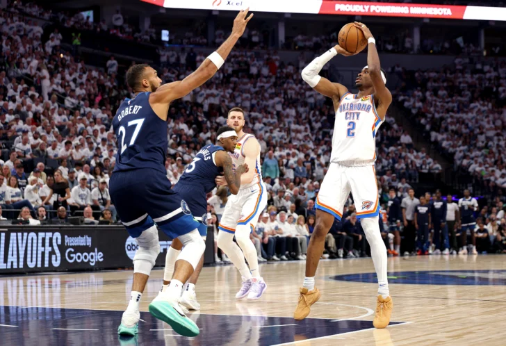 Gilgeous-Alexander coloca a los Thunder a un paso de las Finales de NBA