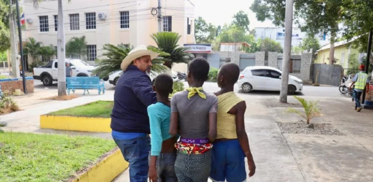 Conani rechaza violencia infantil del alcalde de Dajabón y dice niños ya están en Haití