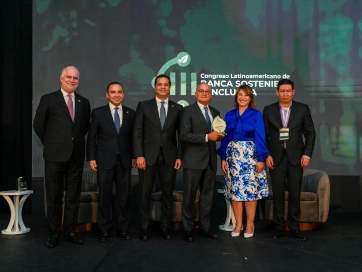 Popular recibe premio en finanzas sostenibles por su emisión del bono verde