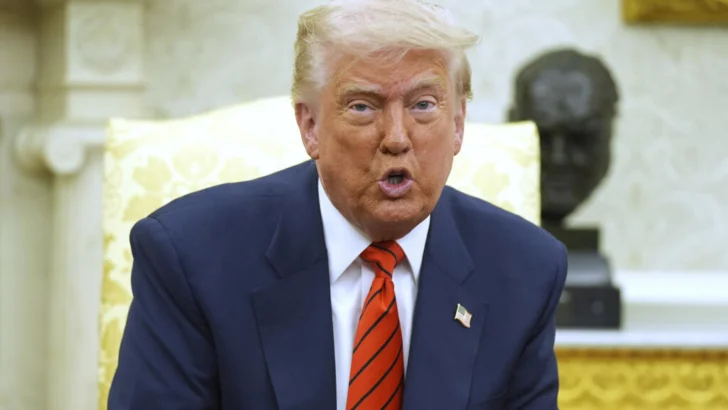 Trump asegura que los hutíes capitularon y anuncia cese de los bombardeos contra el grupo rebelde en Yemen