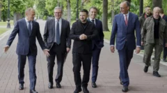 Líderes de Europa respaldan propuesta estadounidense de tregua de 30 días en Ucrania