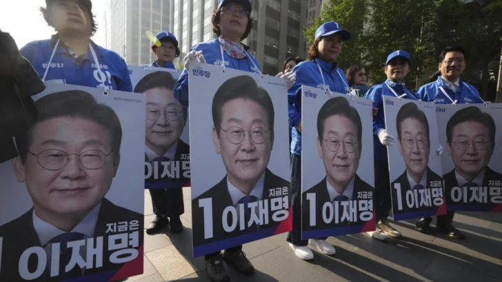Corea del Sur lanza oficialmente su campaña presidencial a tres semanas de las elecciones