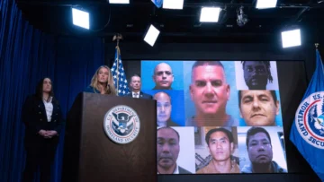 La administración Trump deporta a ocho migrantes a Sudán del Sur