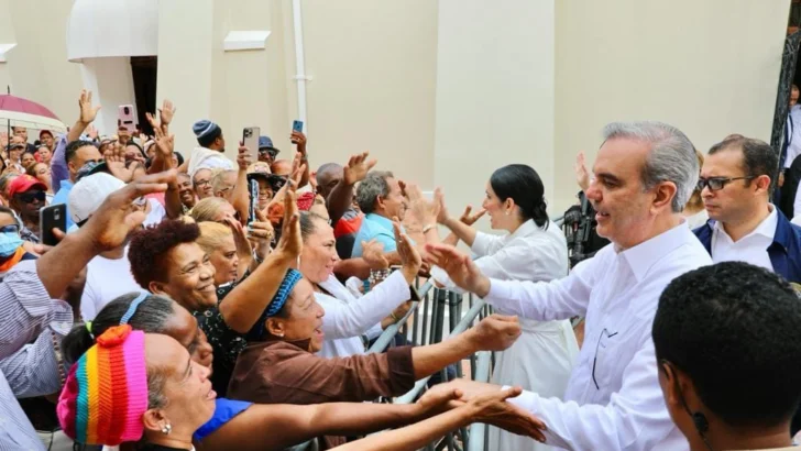 Abinader inaugurará obras culturales en Santiago y evalúa daños por lluvias en Espaillat