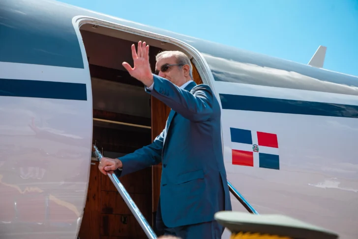 Abinader sale a Washington para reunión con el Secretario de Estado Marco Rubio