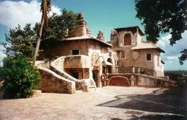 Altos-de-Chavon-Escuela-referencia