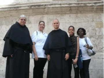  El nuevo papa en su visita del 2011 a la República Dominicana, como prior de la Congregación de San Agustín