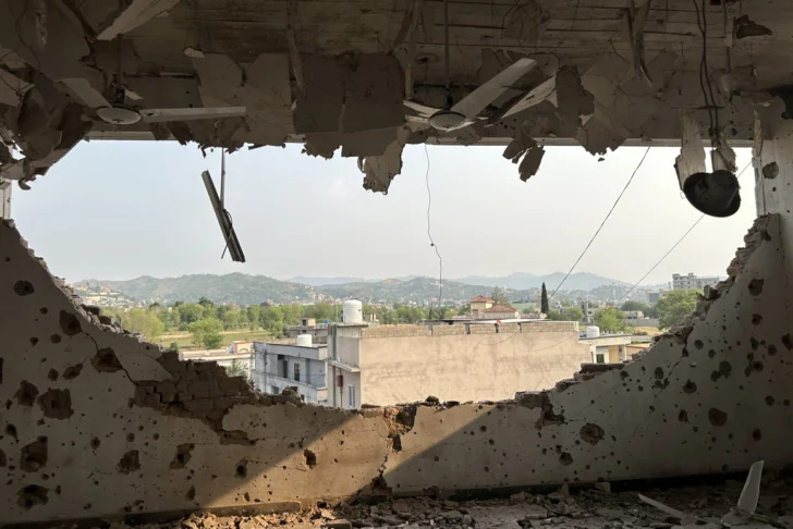 Múltiples explosiones en la Cachemira india, horas después de acuerdo de cese al fuego