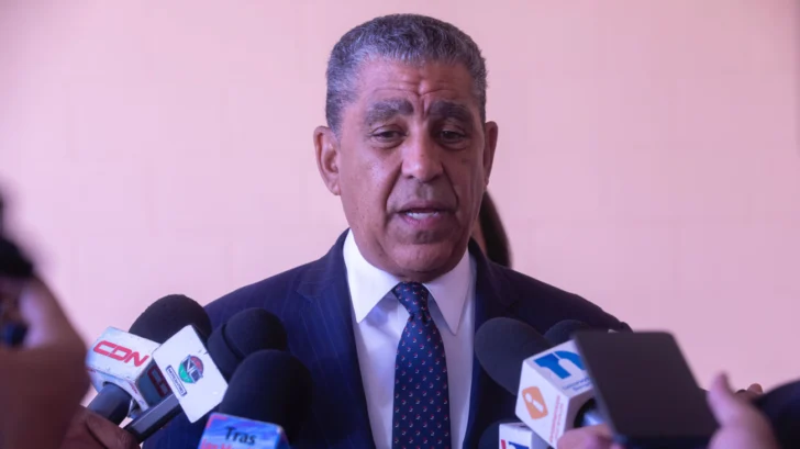 Congresista Adriano Espaillat lamenta muerte de excongresista Charles B. Rangel