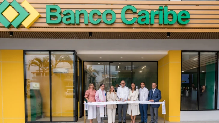 Banco Caribe presenta renovada sucursal en Bávaro