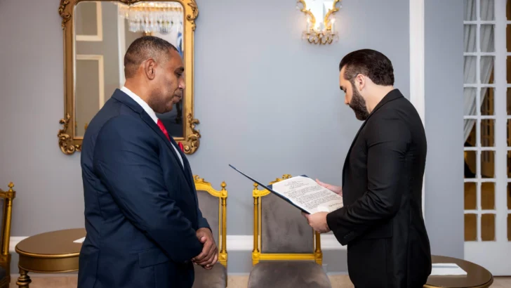 Embajador Flavio Rondón de Jesús presenta cartas credenciales ante Gobierno de El Salvador
