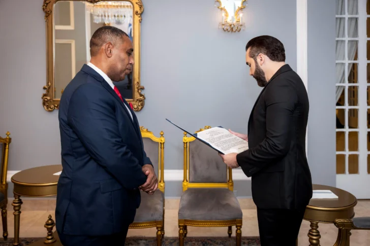 Embajador Flavio Rondón de Jesús presenta cartas credenciales ante Gobierno de El Salvador