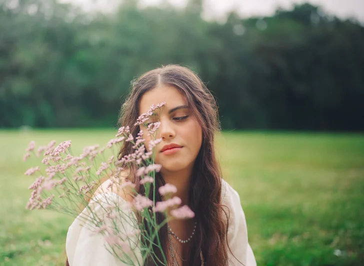 Cristina Casado debuta con 'Lilac', una balada pop con sello dominicano
