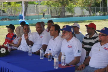 La Liga de Profesores de la UASD celebra 30 aniversario con un torneo y una sonrisa
