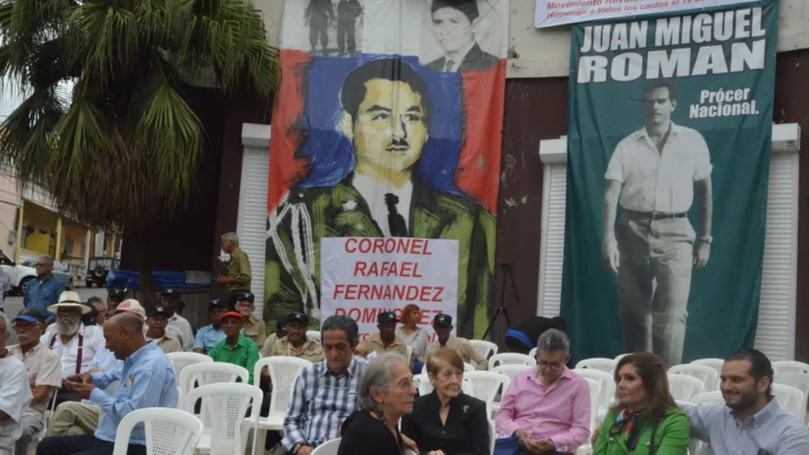Actos por los héroes caídos el 19 de mayo Actos por los héroes caídos el 19 de mayo
