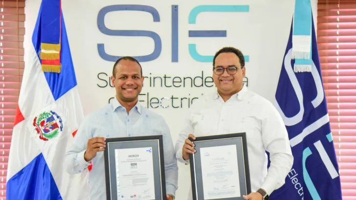 Superintendencia de Electricidad obtiene la certificación internacional Superintendencia de Electricidad obtiene la certificación internacional