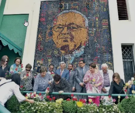 El-mural-en-su-honor-Miguel-Cocco-1 El mural en mosaicos de Cristian Tiburcio en honor de Miguel Cocco en la fachada de Editora Taller.
