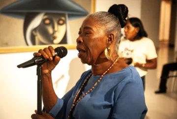  Enerolisa Núñez y su grupo de salve en su presentación en la noche larga de museos. Foto: Otto Viloria.