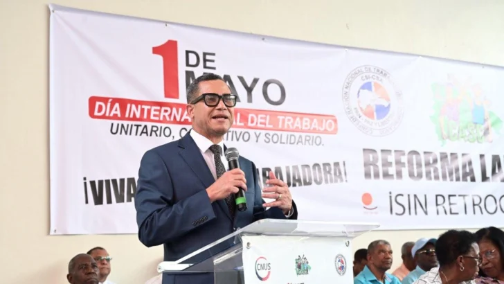 Ante líderes sindicales, ministro reafirma compromiso con salarios dignos y formalización laboral Ante líderes sindicales, ministro reafirma compromiso con salarios dignos y formalización laboral