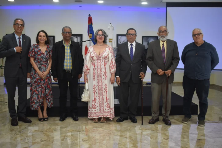 Foto-principal-002-728x487 José Mármol, Soledad Álvarez, Odalís Pérez, Rafael Peralta Romero, Denis Mota y Miguel D. Mena.