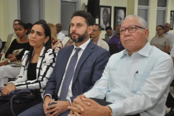  Parte del público asistente a la Biblioteca Nacional en la puesta en circulación de las obras de Sergio Cedeño.