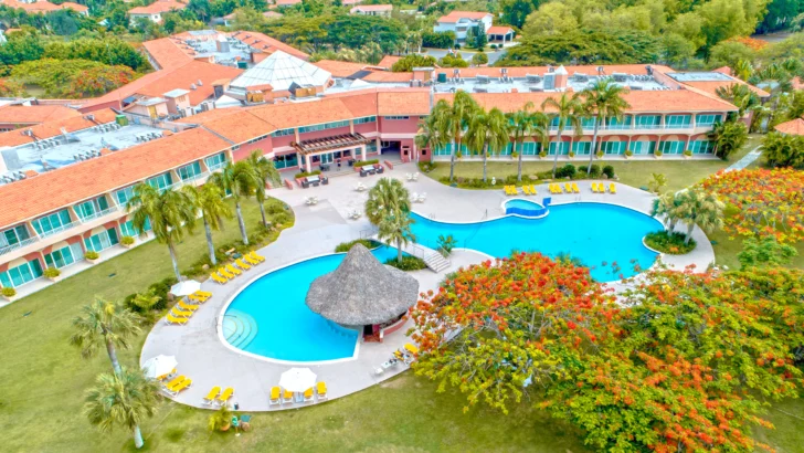 Cuatro hoteles de la cadena Hodelpa son reconocidos en los Traveller Review Awards 2025 