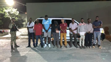 Ejército detiene a dos personas por tráfico de 18 indocumentados haitianos en Dajabón y Valverde