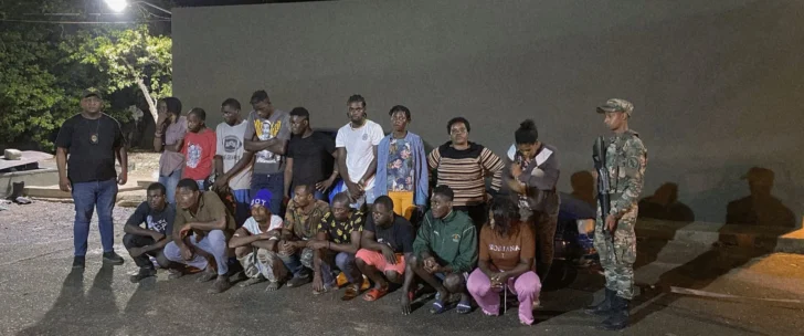 Ejército apresa haitianos indocumentados y confisca mercancías de contrabando