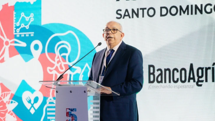 Aboga por políticas bancarias innovadoras para promover mayor flujo de dinero a la agricultura