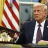 Trump recula de nuevo, negociará acuerdos arancelarios regionales, no sólo bilaterales…