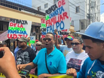 Francomacorisanos mantienen lucha y acusan a funcionarios locales de ser “los más malos”
