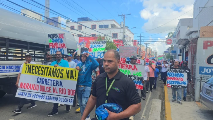 Francomacorisanos mantienen lucha y acusan a funcionarios locales de ser “los más malos”