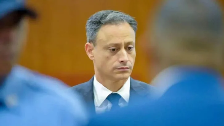 Jean Alain libre de grillete y ya no más prisión domiciliaria Jean Alain libre de grillete y ya no más prisión domiciliaria