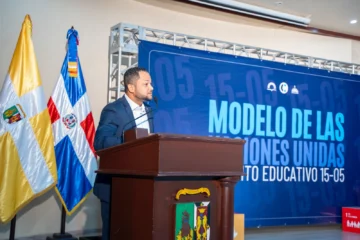Joven dirigente político Leandro Mieses encabeza apertura del Modelo Distrital de la ONU Joven dirigente político Leandro Mieses encabeza apertura del Modelo Distrital de la ONU