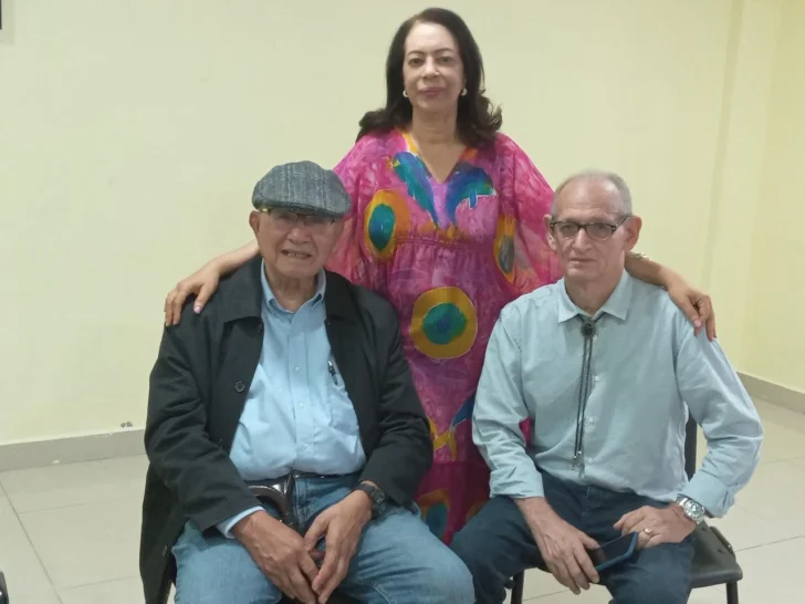  Los escritores Manuel Matos Moquete, Emilia Pereyra y Virgilio López Azuán.