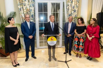 Abinader asiste a despedida del embajador de España en RD Abinader asiste a despedida del embajador de España en RD