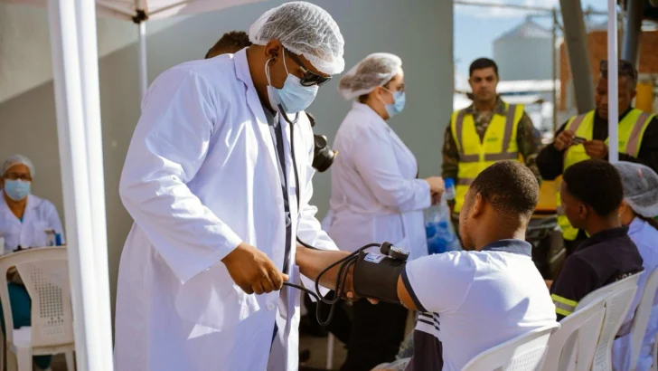 Intrant realiza pruebas a choferes del Puerto de Haina: un positivo a uso de drogas y 13 hipertensos