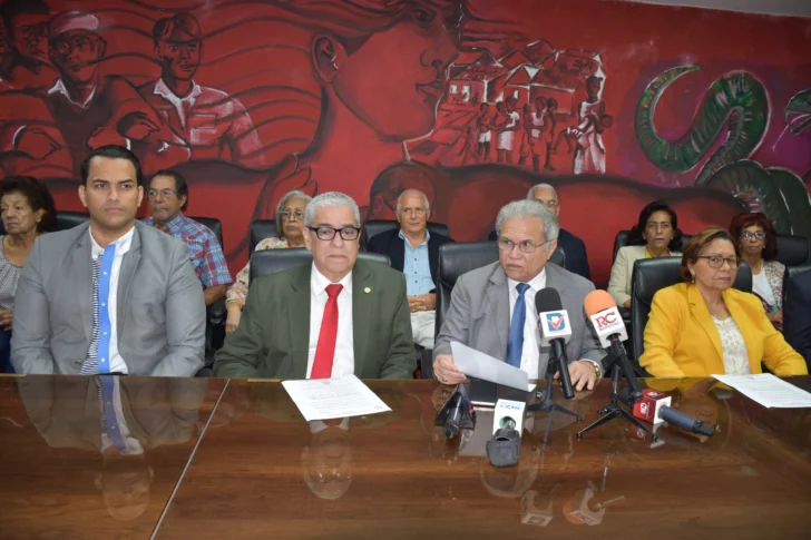 Comunicado del ministro de Salud es una ofensa para los médicos, afirma CMD