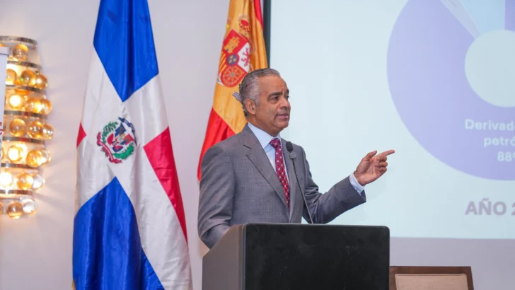 Joel Santos afirma proyectos de energías renovables aportarán más de mil megavatios