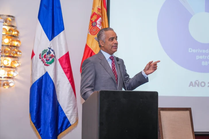 Joel Santos afirma proyectos de energías renovables aportarán más de mil megavatios