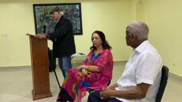 Maestro Manuel Matos Moquete presenta en Azua su libro “Plinio, los años terribles”