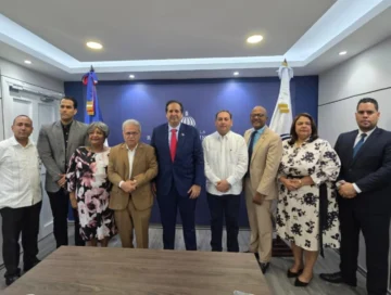 CMD suspende marcha tras acuerdos con el ministro de Salud y el director del SNS