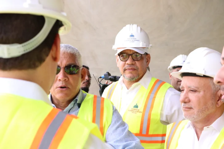 Supervisan avances de la Ciudad Judicial de Santo Domingo Oeste