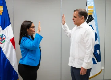 Juramentan a Mildred Gabriela Martínez como nueva directora general de la ONE