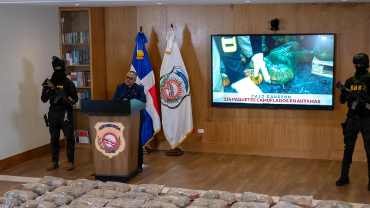 Arrestan a hombre sospechoso de estar vinculado al trasiego de cocaína Arrestan a hombre sospechoso de estar vinculado al trasiego de cocaína