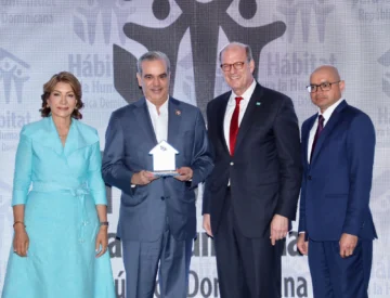 Hábitat para la Humanidad RD reconoce a Abinader por transformación de hogares Hábitat para la Humanidad RD reconoce a Abinader por transformación de hogares