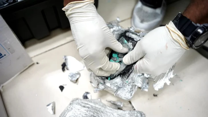 DNCD decomisa cientos de pastillas de éxtasis escondidas en una bocina