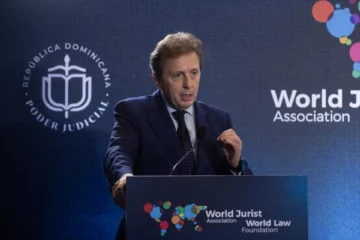  El presidente de la Asociación Mundial de Juristas, el abogado español Javier Cremades, en Santo Domingo (República Dominicana). EFE/Orlando Barría